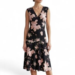 Byer Too! Vintage Floral Sleeveless V-Neck Midi Dress